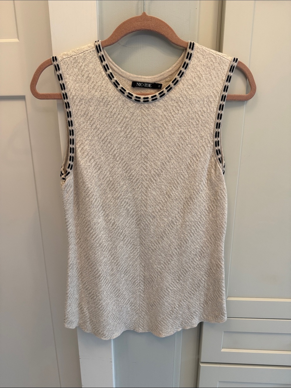 NIC+ZOE Cream Knit Sleeveless Tank with Black Trim